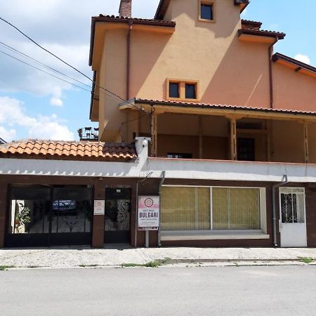 Guest House Bulgari Kazanlŭk 외부 사진